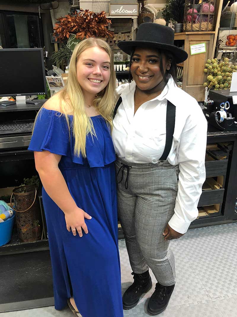 Ladies Night at Frisco Mercantile 10/21/2021 - Staff voguing