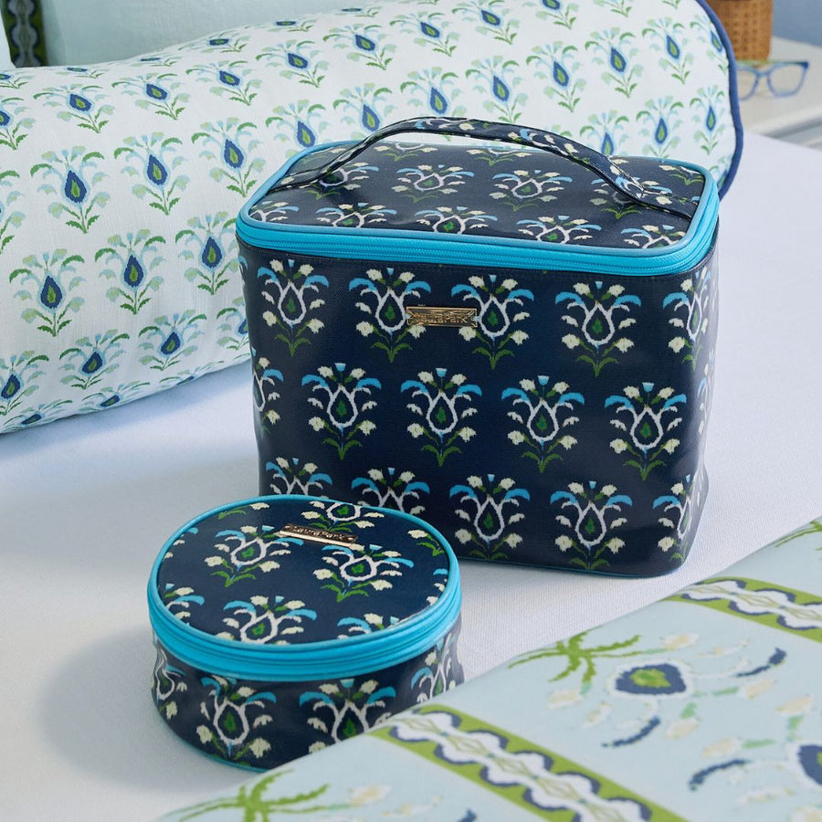 Rosemary Indigo Train Case has removable compartments