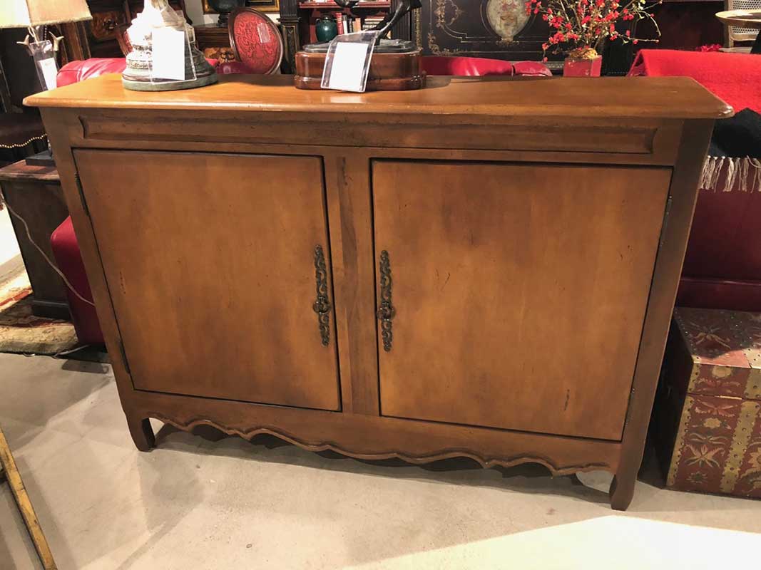 Oxford Buffet Server in pearwood finish