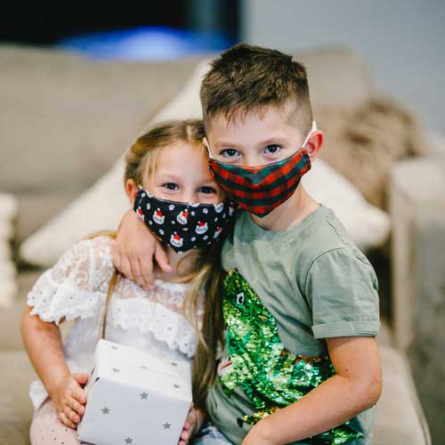 Santa Cat kid&#39;s face mask with cats in red caps and paw prints young children