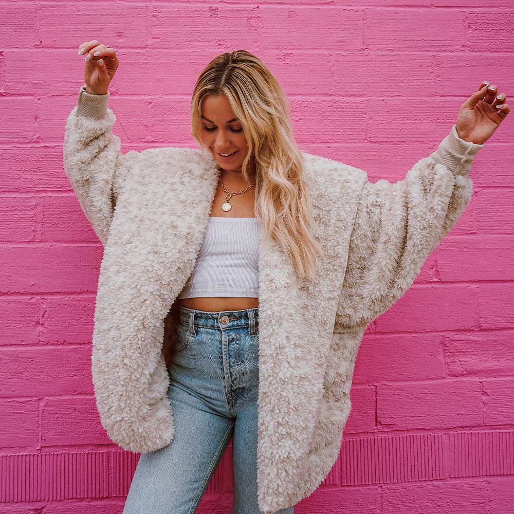 Snow Leopard Lightweight Body Wrap With Hoodie