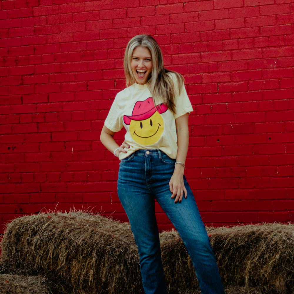 Cowboy Happy Face Western T-Shirt in Pepper